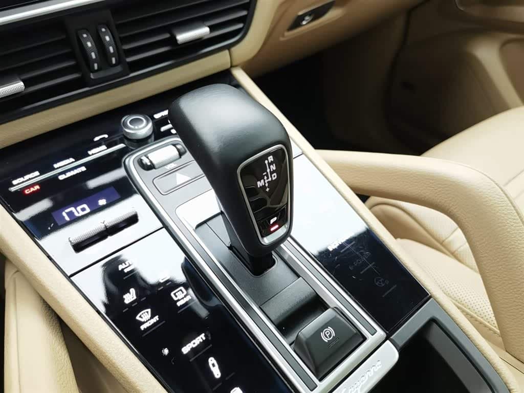 2018 Porsche Cayenne Black, 72,200 km, China export – photo 13
