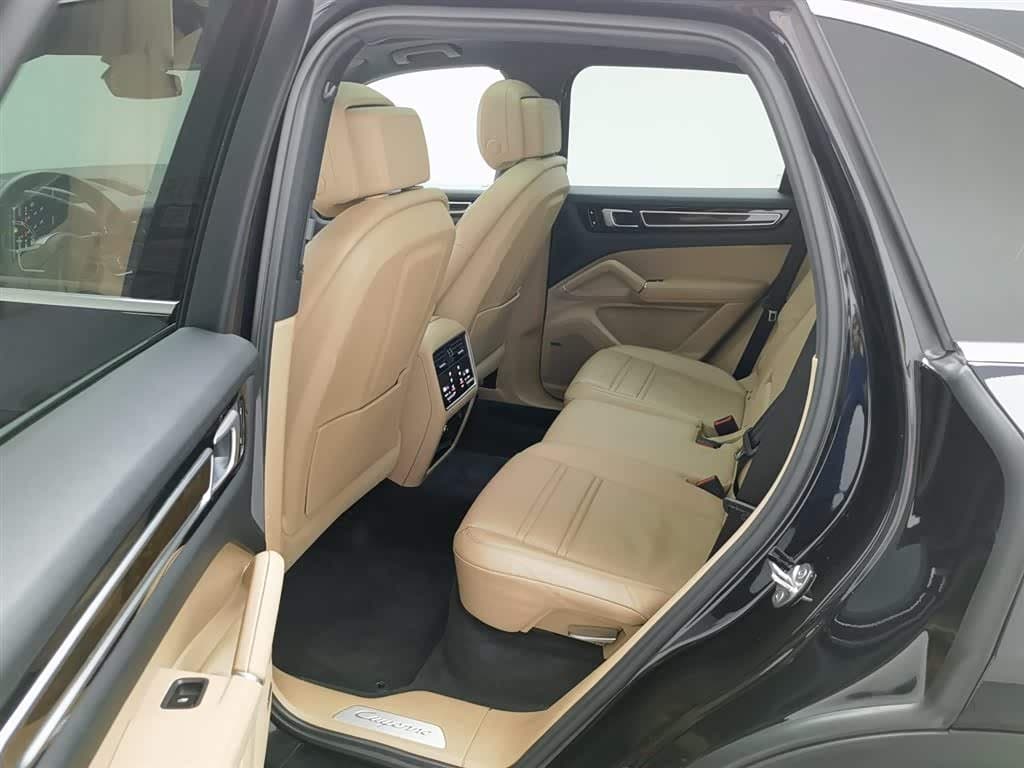 2018 Porsche Cayenne Black, 72,200 km, China export – photo 15