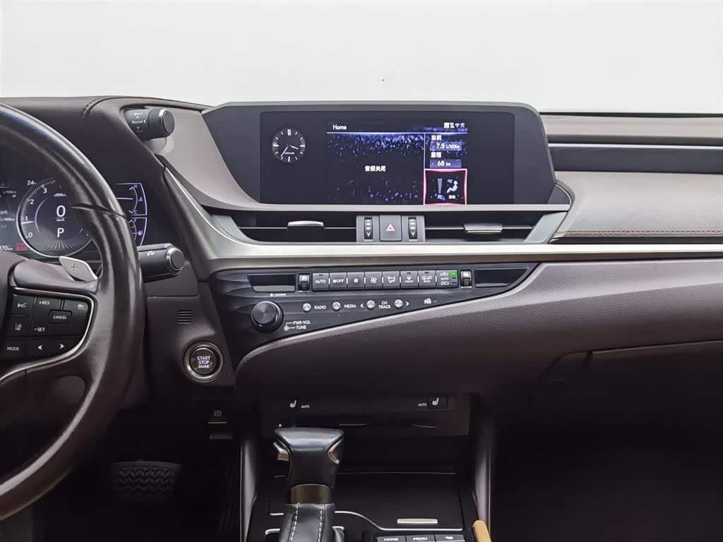 2019 Lexus ES 银灰色, 128,000 km, China export – photo 12
