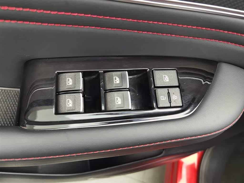 2021 Dongfeng Fengxing Fengxing T5 EVO Red, 61,000 km, China export – photo 9