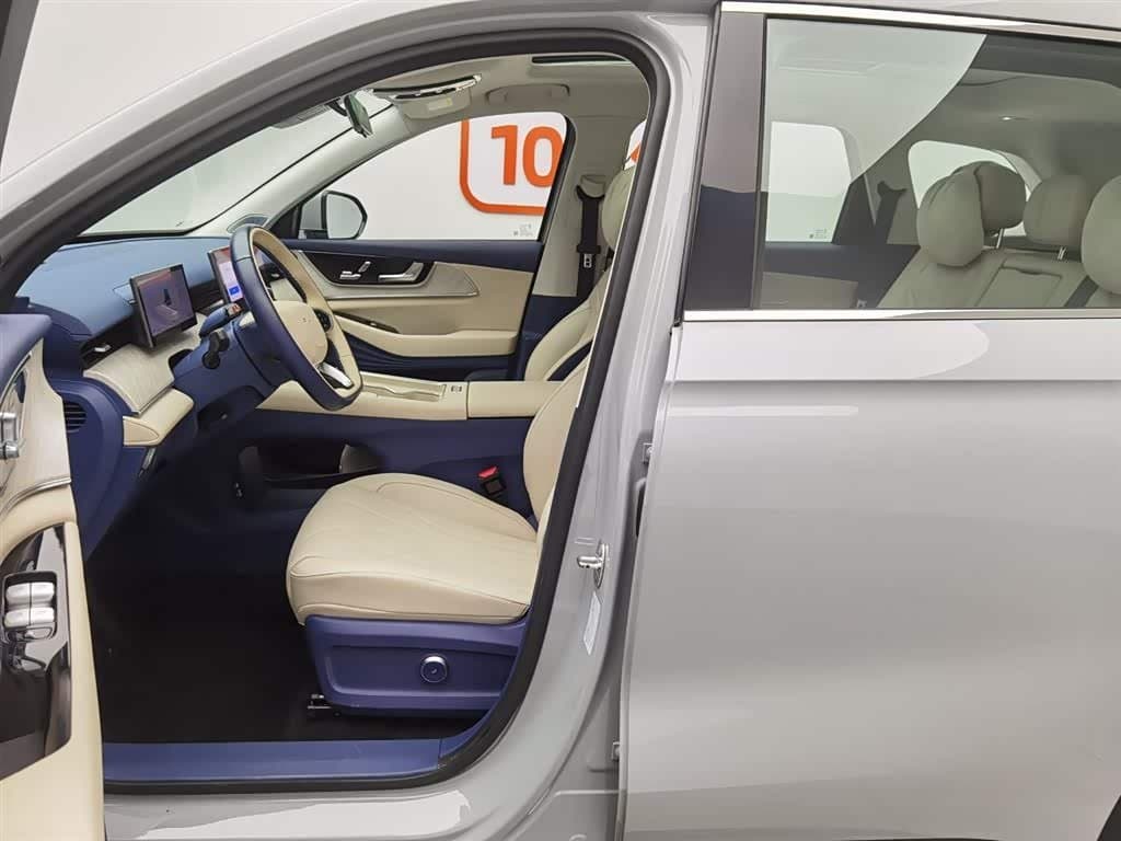 2024 Chery Fengyun Fengyun T9 银灰色, 27,600 km, China export – photo 10
