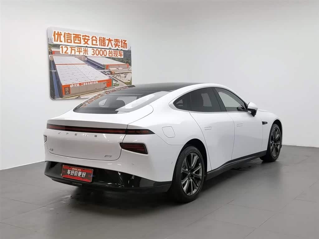 2020 XPeng P7 White, 94,800 km, China export – photo 2