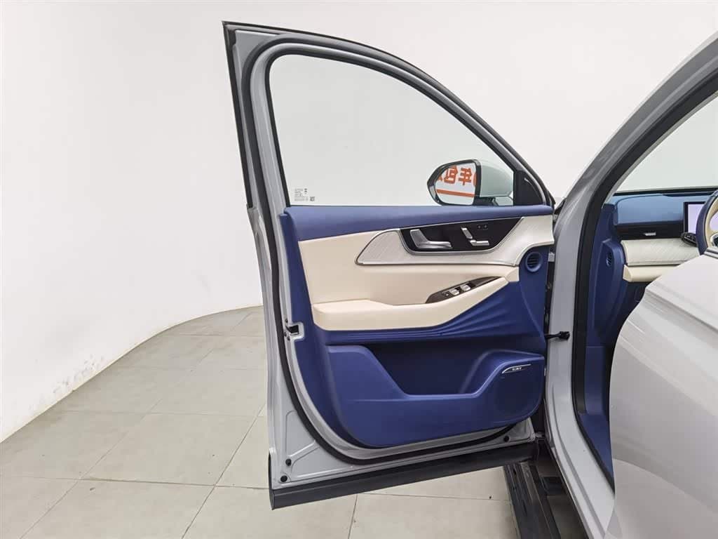 2024 Chery Fengyun Fengyun T9 银灰色, 27,600 km, China export – photo 8