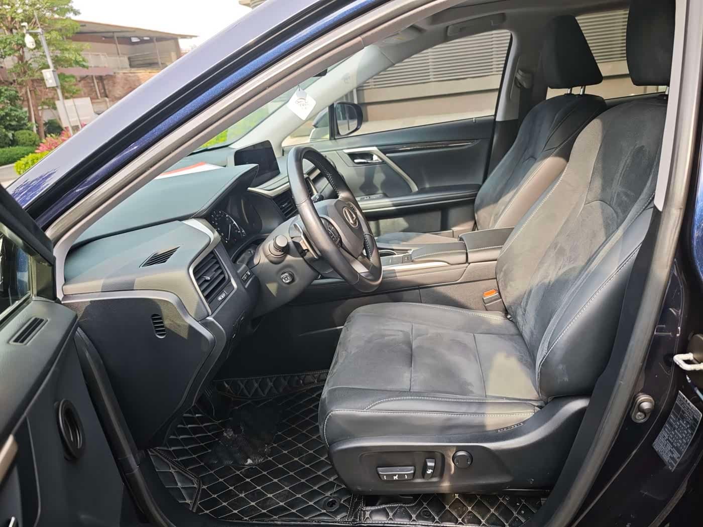 2020 Lexus RX Blue, 55,000 km, China export – photo 4