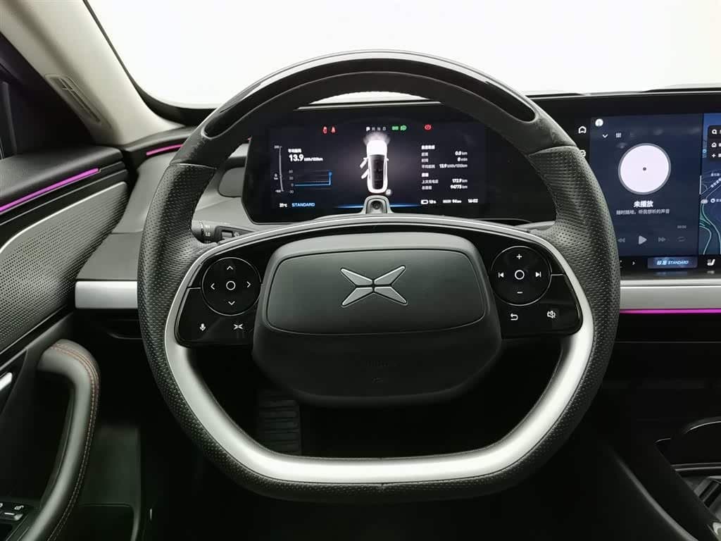 2020 XPeng P7 White, 94,800 km, China export – photo 11