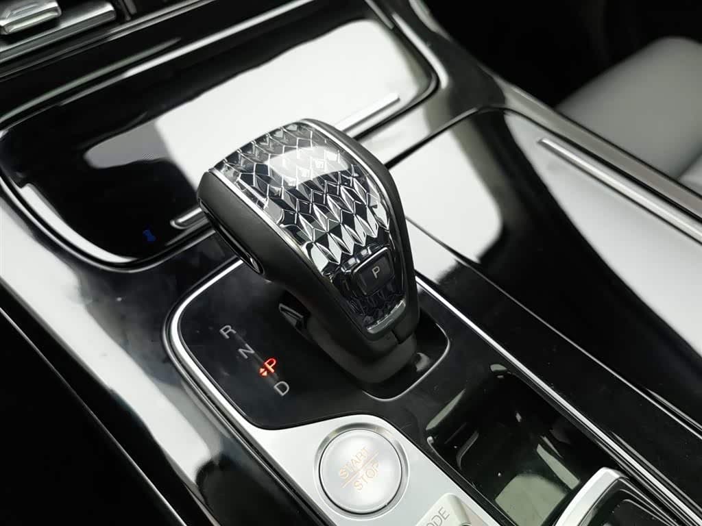2023 Gac Trumpchi Trumpchi M8 Black, 38,200 km, China export – photo 12