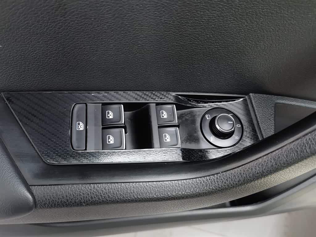 2017 Škoda Superb Yellow, 147,400 km, China export – photo 9