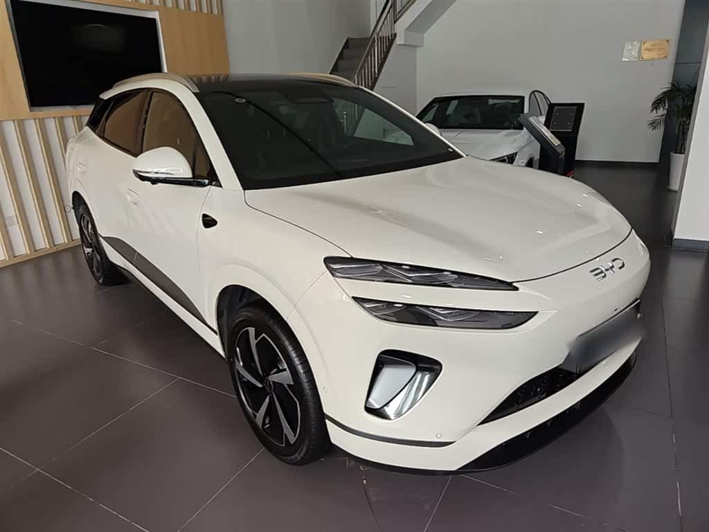 2025 BYD Sealion 06 New Energy White, 9,000 km, China export – photo 4