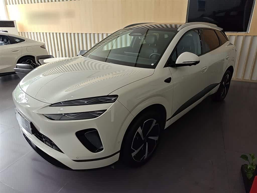 2025 BYD Sealion 06 New Energy White, 9,000 km, China export – photo 2
