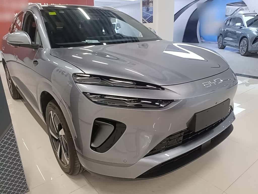 2025 BYD Sealion 06 New Energy 银灰色, 5,300 km, China export – photo 4