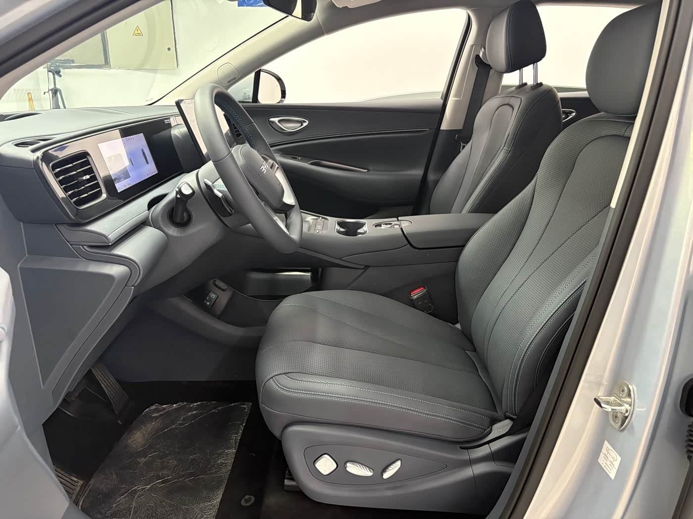 2026 BYD Sealion 06 New Energy 银灰色, 3,000 km, China export – photo 7