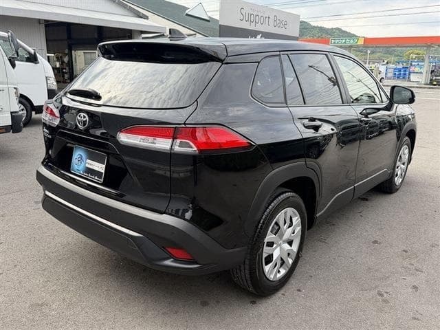 2024 Toyota COROLLA CROSS Black, 40,849 km, Japan export – photo 8