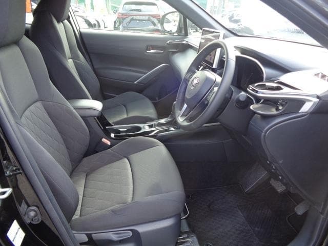 2025 Toyota COROLLA CROSS Black, 7,395 km, Japan export – photo 17