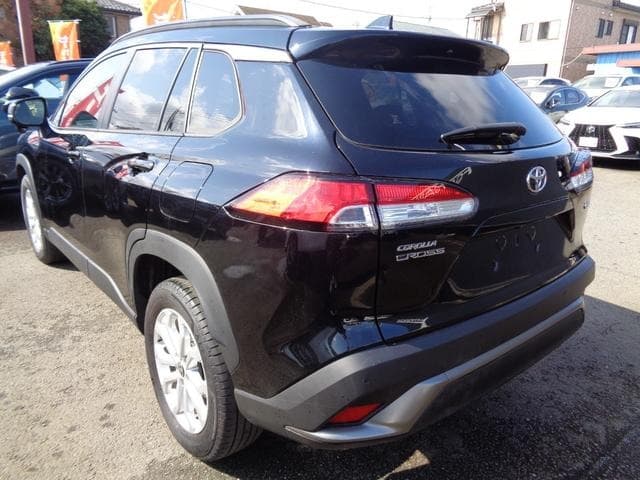 2025 Toyota COROLLA CROSS Black, 7,395 km, Japan export – photo 6