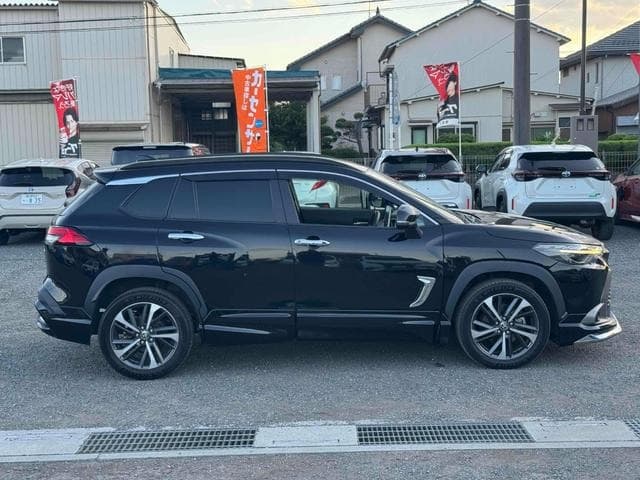 2023 Toyota COROLLA CROSS Black, 67,200 km, Japan export – photo 19