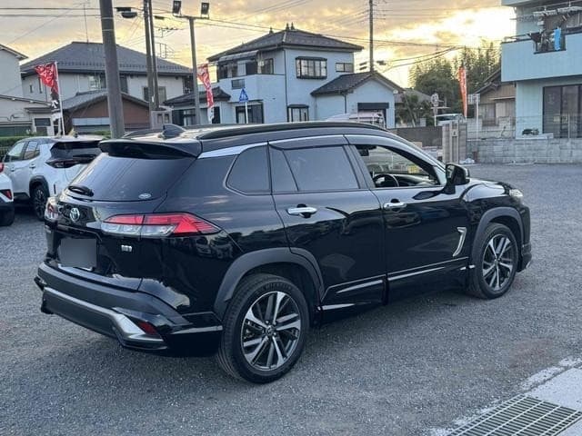 2023 Toyota COROLLA CROSS Black, 67,200 km, Japan export – photo 17