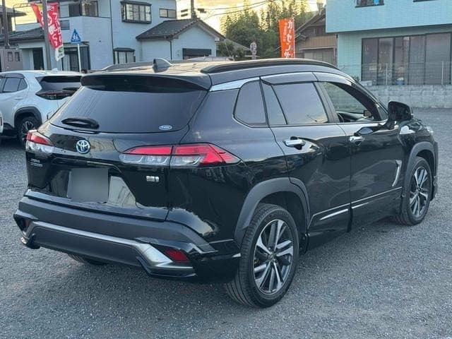 2023 Toyota COROLLA CROSS Black, 67,200 km, Japan export – photo 16