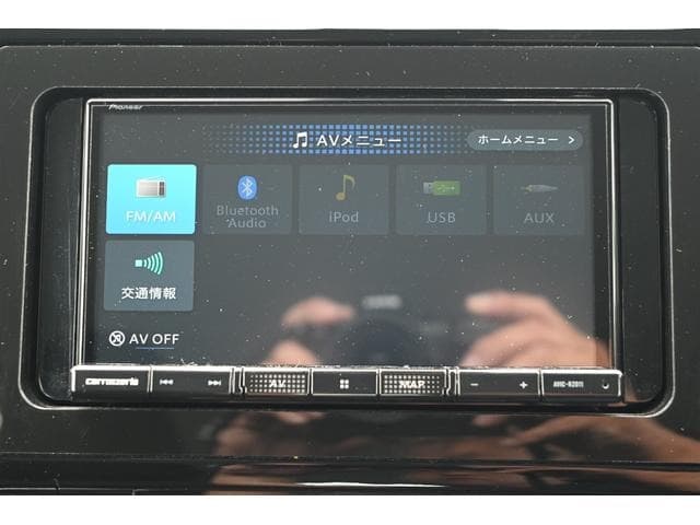 2021 Toyota PRIUS White, 77,000 km, Japan export – photo 13