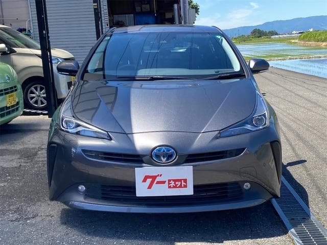 2021 Toyota PRIUS Gray, 90,559 km, Japan export – photo 3