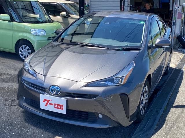 2021 Toyota PRIUS Gray, 90,559 km, Japan export – photo 2