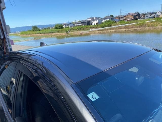 2021 Toyota PRIUS Gray, 90,559 km, Japan export – photo 15
