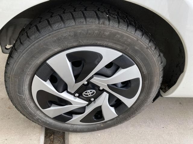 2021 Toyota AQUA PEARL, 94,000 km, Japan export – photo 8