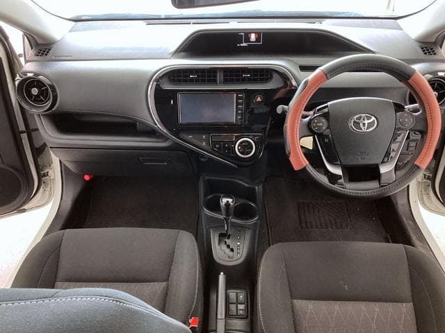 2021 Toyota AQUA PEARL, 94,000 km, Japan export – photo 15