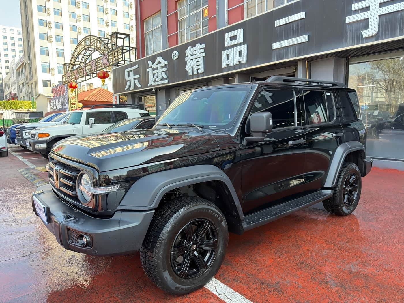 2023 Tank 300 Black, 30,000 km, China export – photo 2