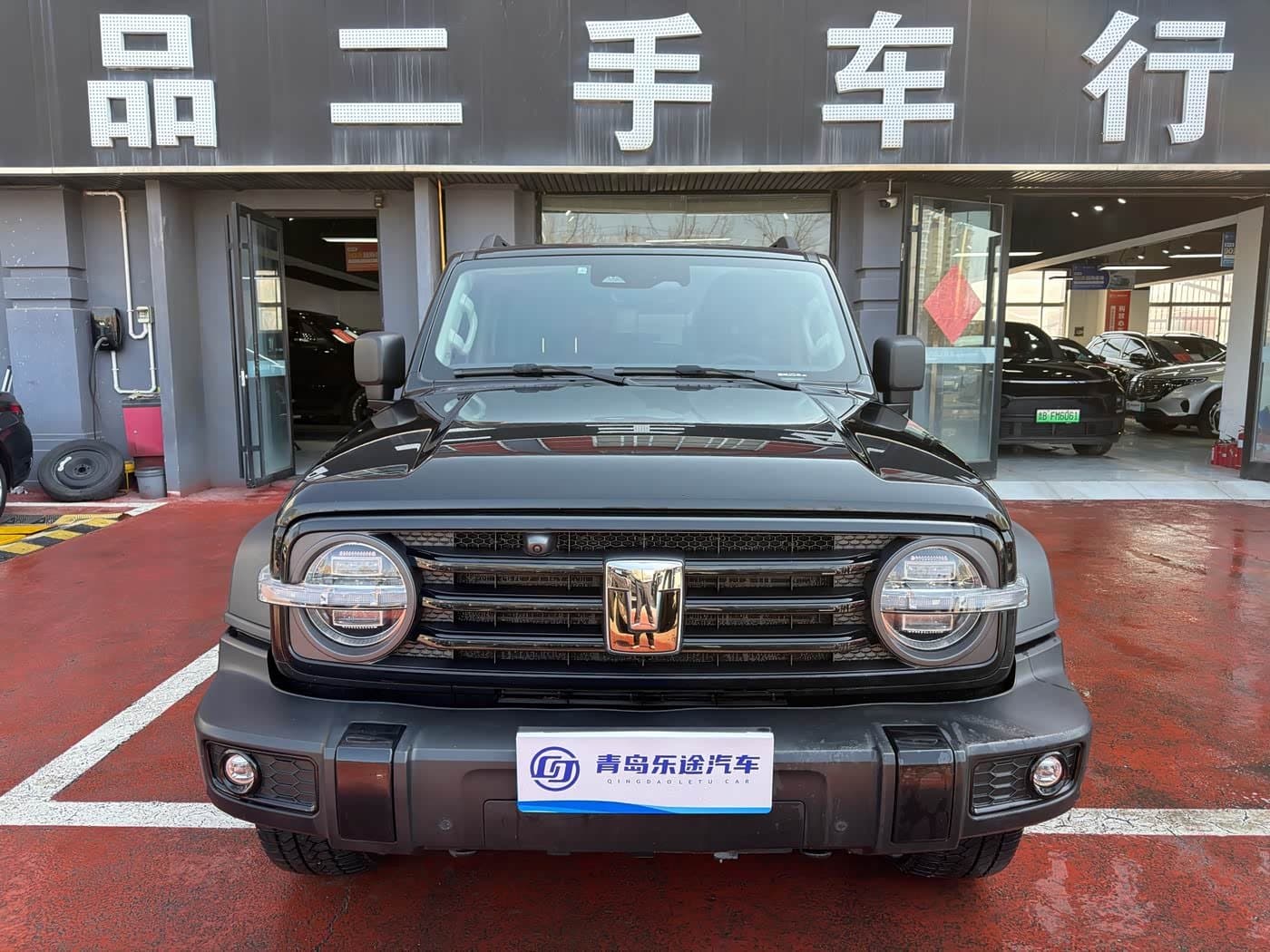 2023 Tank 300 Black, 30,000 km, China export – photo 1