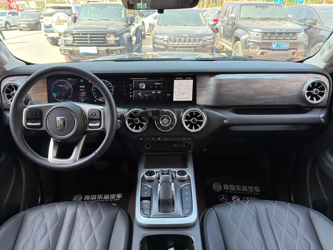 2023 Tank 300 Black, 30,000 km, China export – photo 11