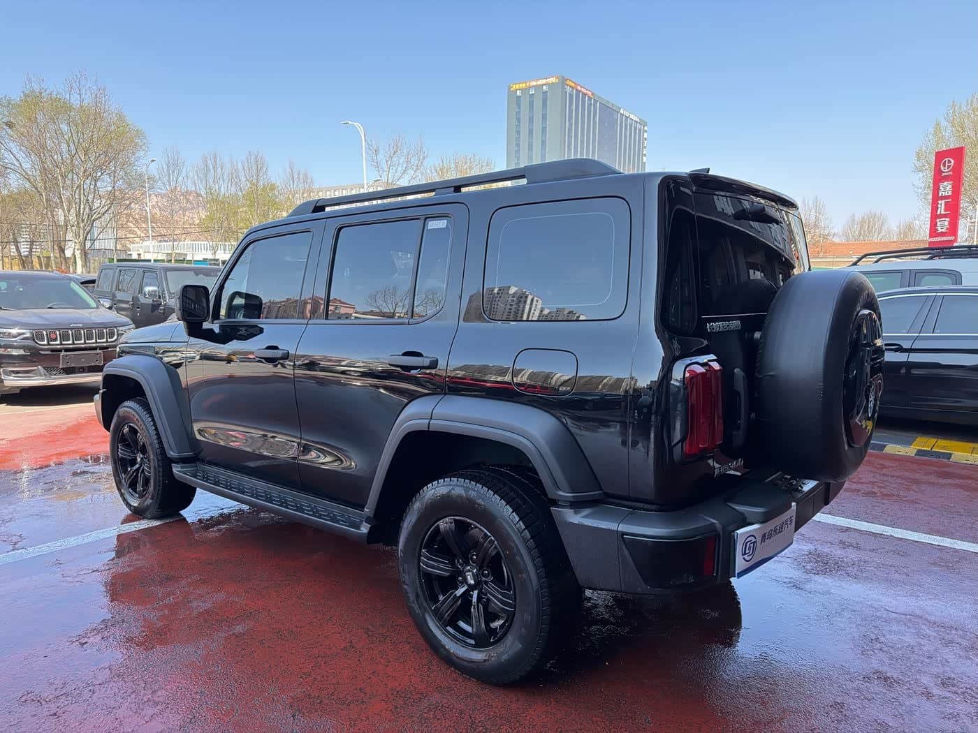 2023 Tank 300 Black, 30,000 km, China export – photo 4
