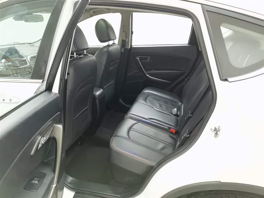 2016 Besturn X80 White, 119,300 km, China export – photo 15