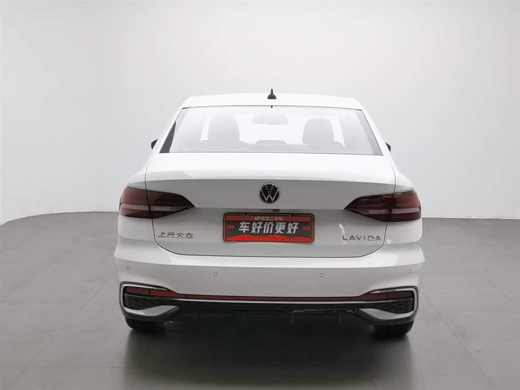 2023 Volkswagen Lavida White, 18,700 km, China export – photo 4