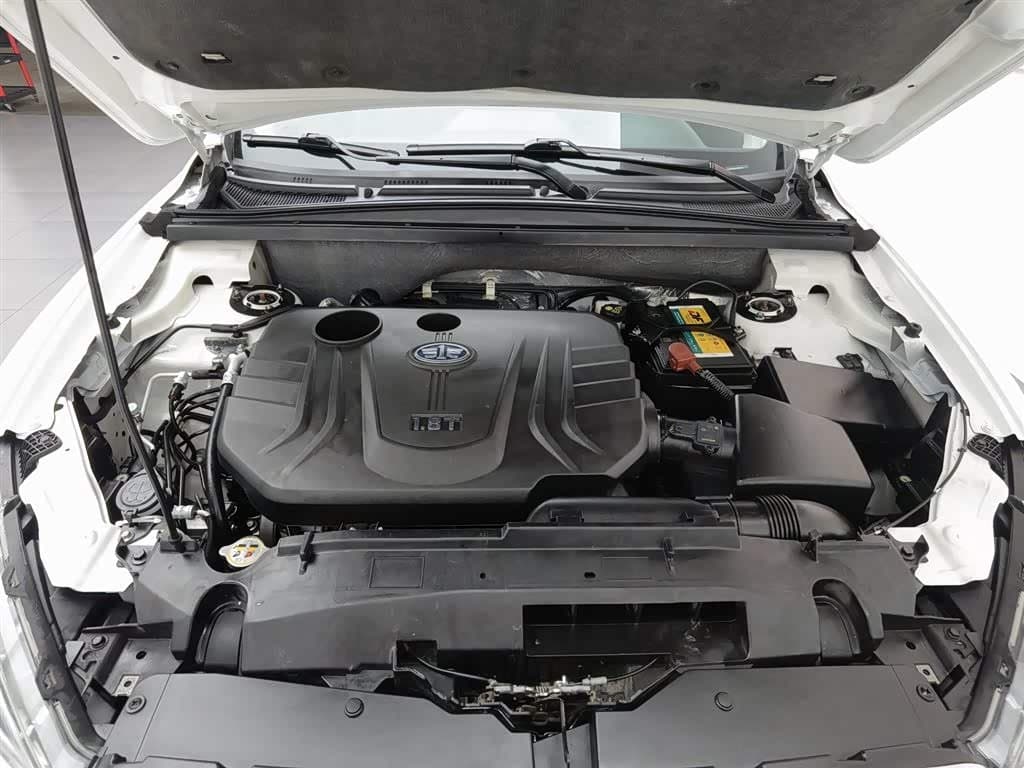 2016 Besturn X80 White, 119,300 km, China export – photo 6