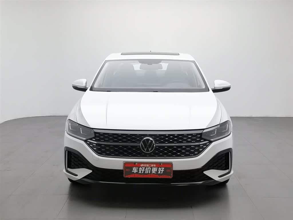 2023 Volkswagen Lavida White, 18,700 km, China export – photo 3