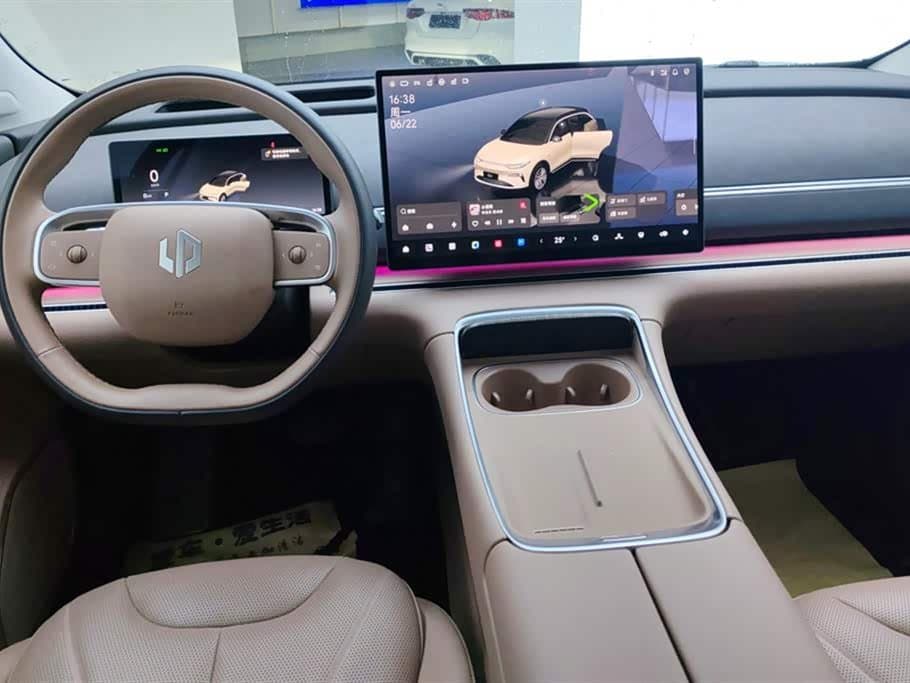 2025 Leapmotor C11 银灰色, 14,700 km, China export – photo 12