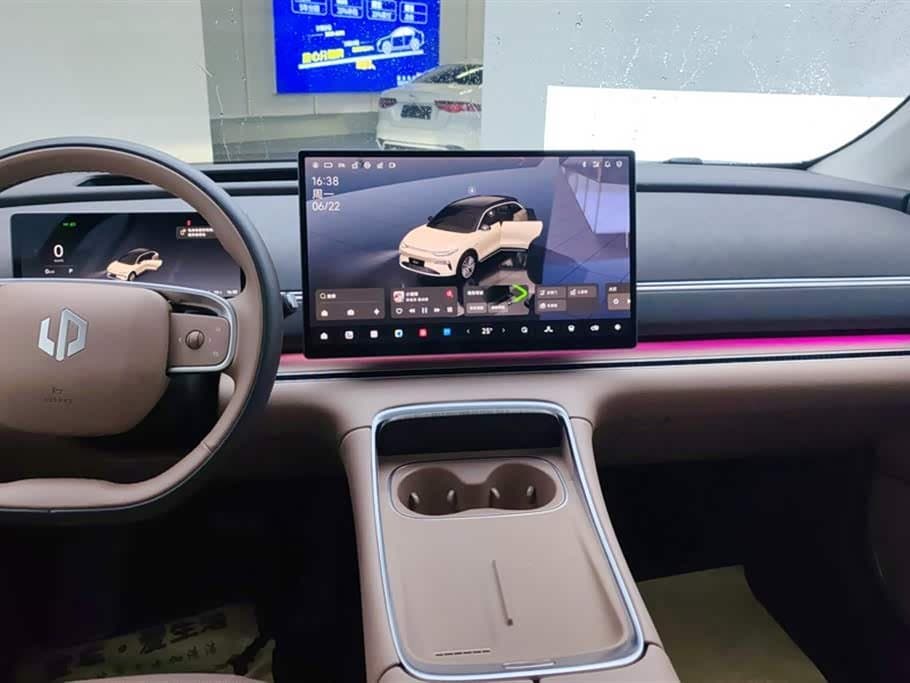 2025 Leapmotor C11 银灰色, 14,700 km, China export – photo 13