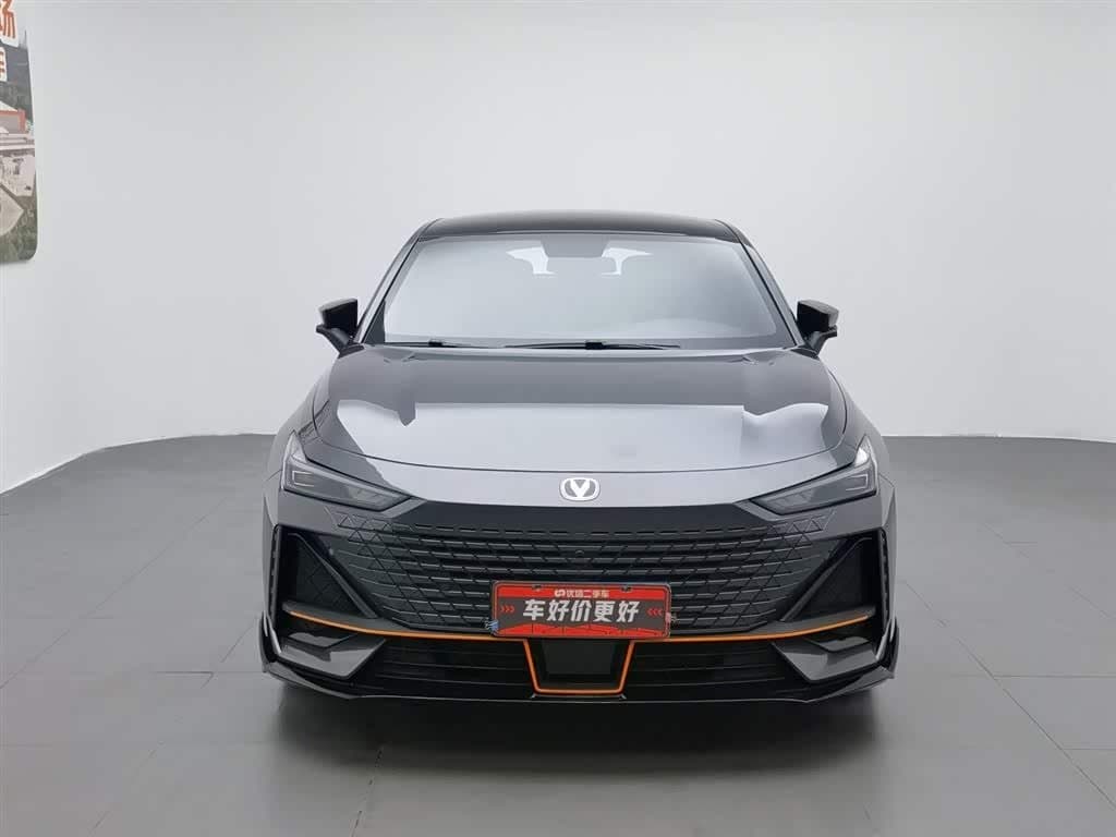 2022 Changan UNI-V 银灰色, 22,500 km, China export – photo 3