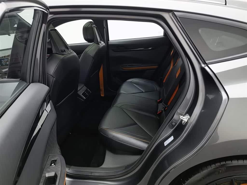 2022 Changan UNI-V 银灰色, 22,500 km, China export – photo 15
