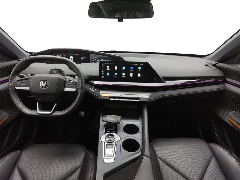 2022 Changan UNI-V 银灰色, 22,500 km, China export – photo 5
