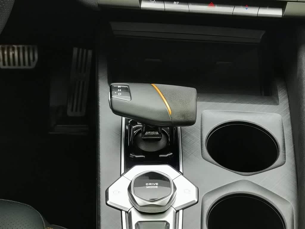 2022 Changan UNI-V 银灰色, 22,500 km, China export – photo 13