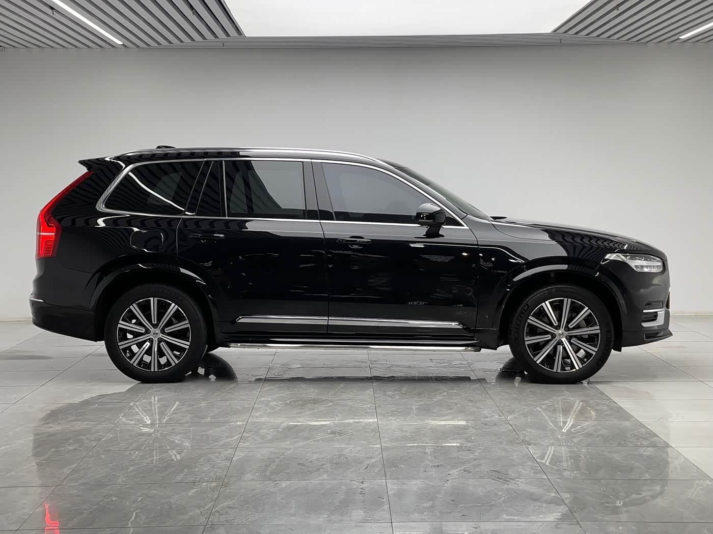 2022 Volvo XC90 Black, 46,200 km, China export – photo 8