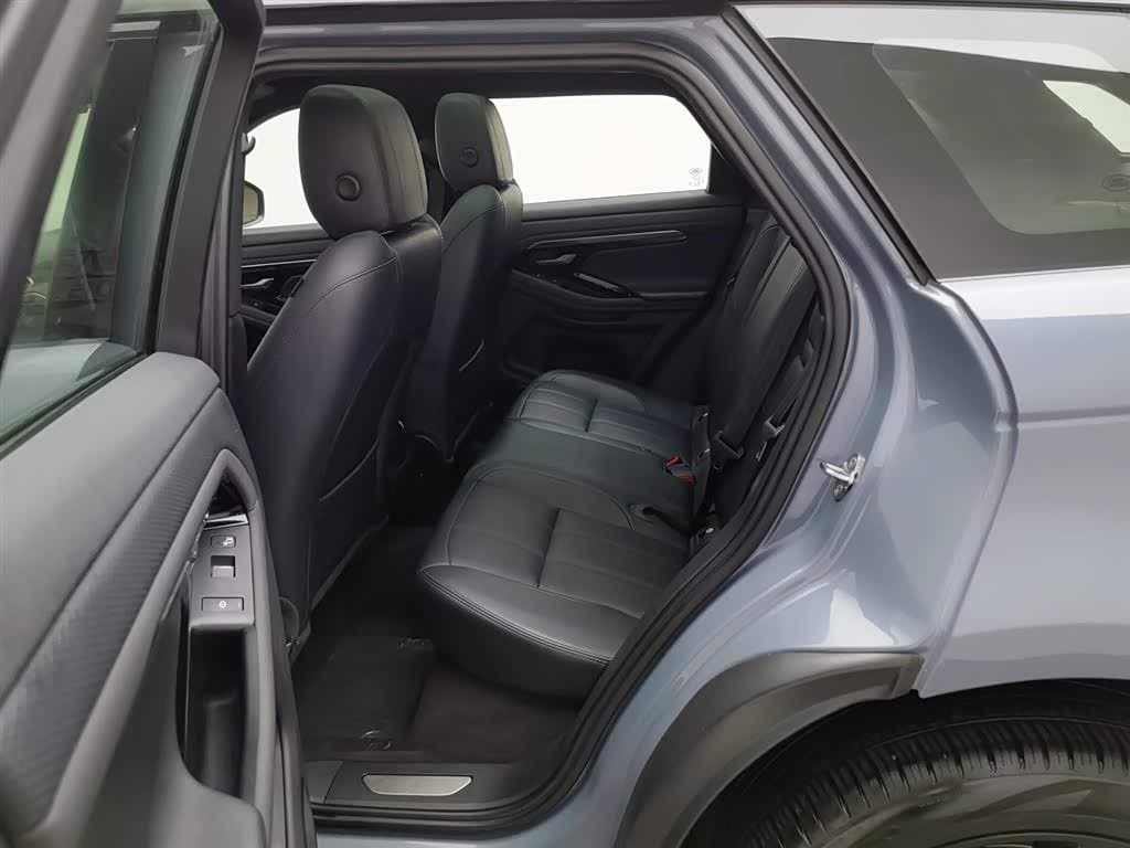 2021 Land Rover Range Rover Evoque 银灰色, 73,100 km, China export – photo 15