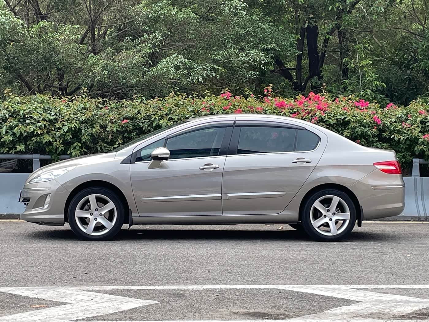 2012 Peugeot 408 Champagne, 41,000 km, China export – photo 3