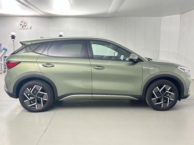 2025 BYD ATTO 3 Green, 46 km, Japan export – photo 15