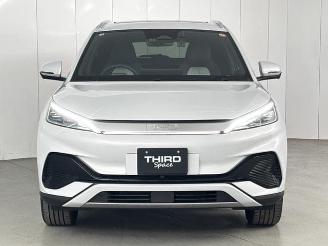 2025 BYD ATTO 3 White, 389 km, Japan export – photo 5