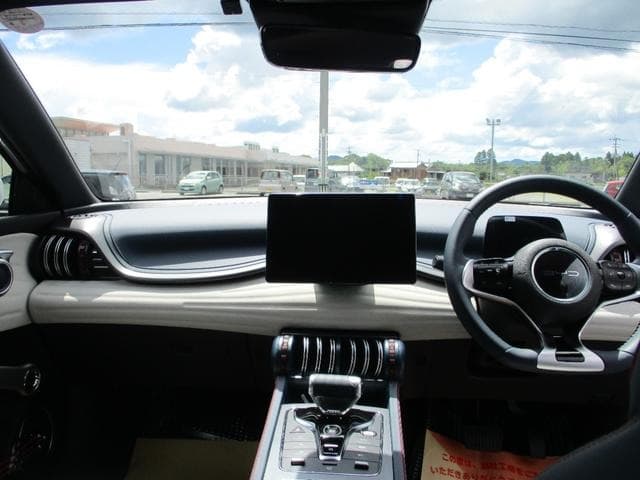 2023 BYD ATTO 3 White, 100 km, Japan export – photo 2