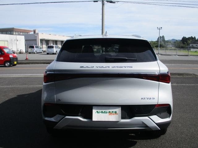 2023 BYD ATTO 3 White, 100 km, Japan export – photo 16