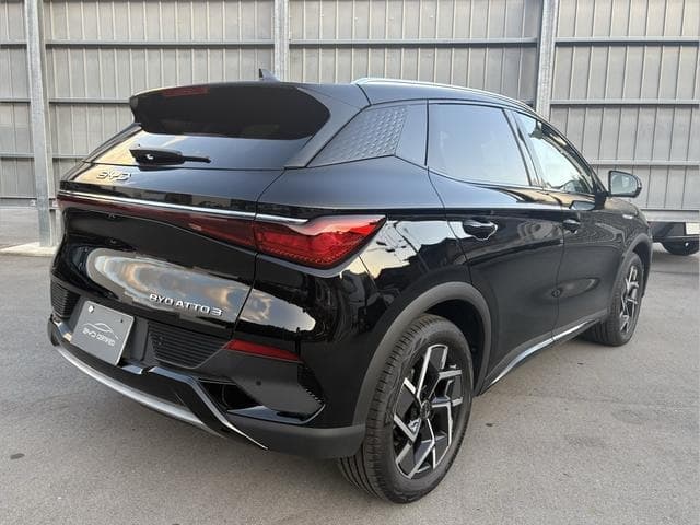 2025 BYD ATTO 3 Black, 5,000 km, Japan export – photo 2