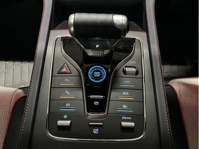 2025 BYD ATTO 3 White, 500 km, Japan export – photo 9